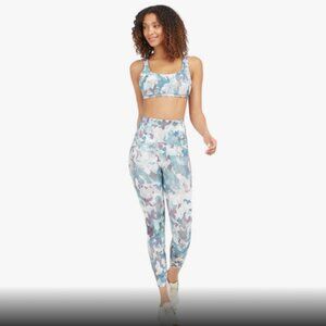 NWT SPANX Booty Boost Active Painted Camo Pink Multi Active Printed ⅞ Leggings